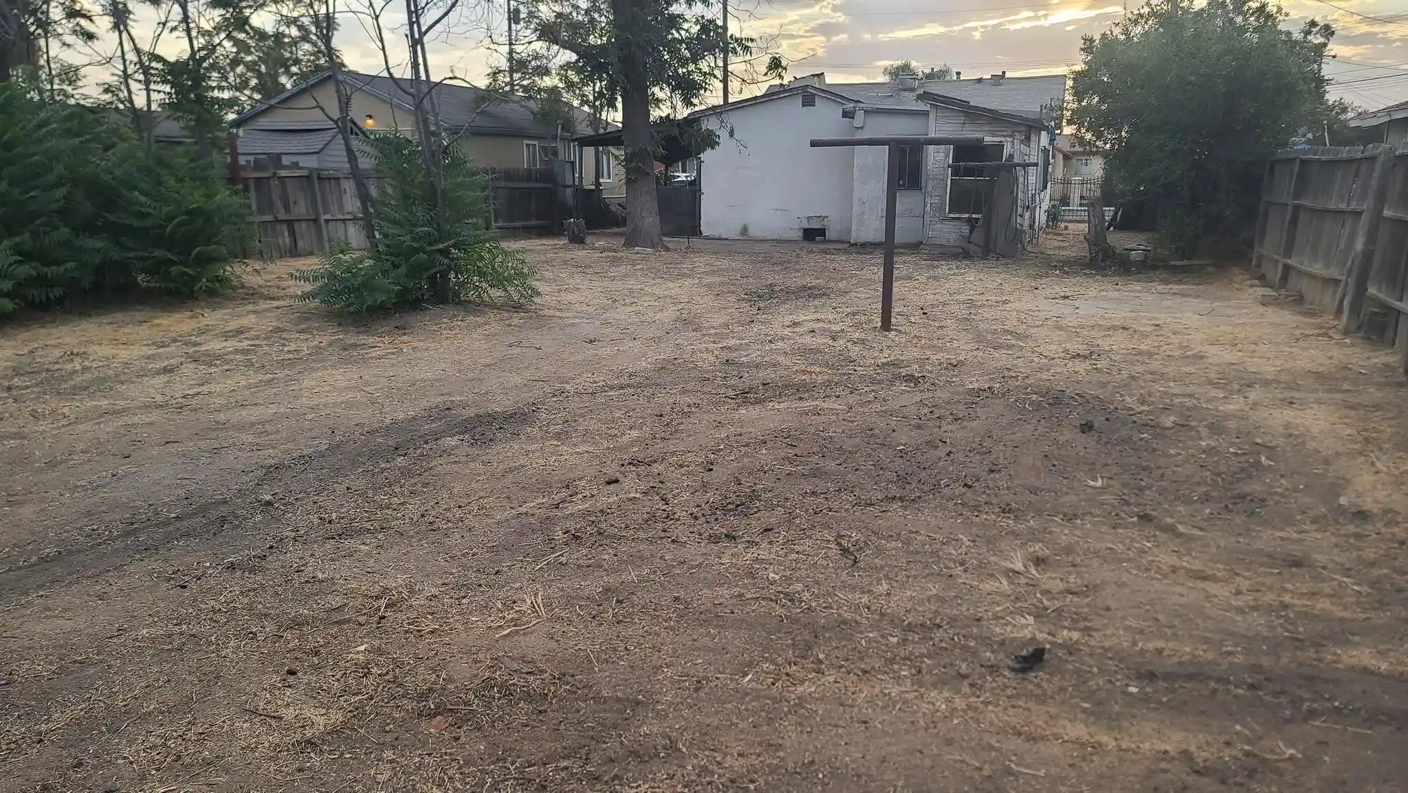 Commercial construction debris removal and jobsite cleanup in Bakersfield, CA